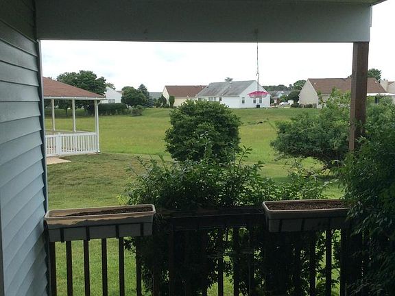 2nd image of 14 Bolton Ct