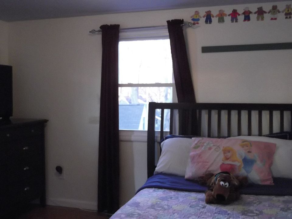 1st image of 66 Parkhurst St