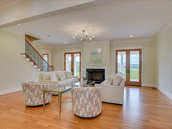 4th image of 154 Key Rd