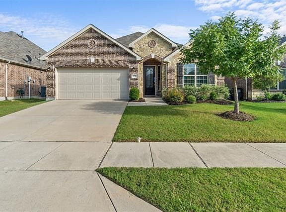 2nd image of 609 Sundrop Dr