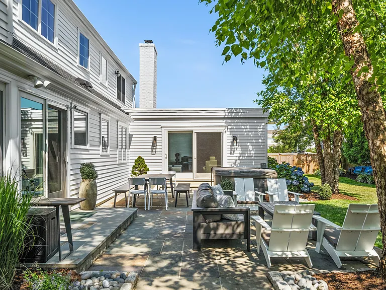 108 Harbor Rd — Photo 26