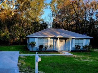 6886 Sherman St, Milton, FL 32570