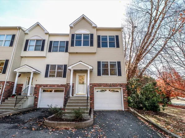 17 East Hayestown Road APT 1, Danbury, CT 06811