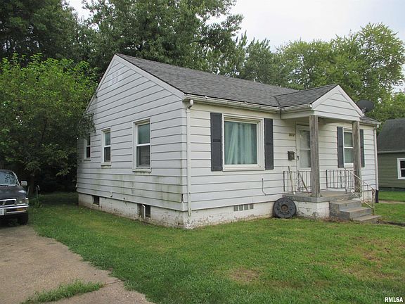 2nd image of 1612 S Arago St