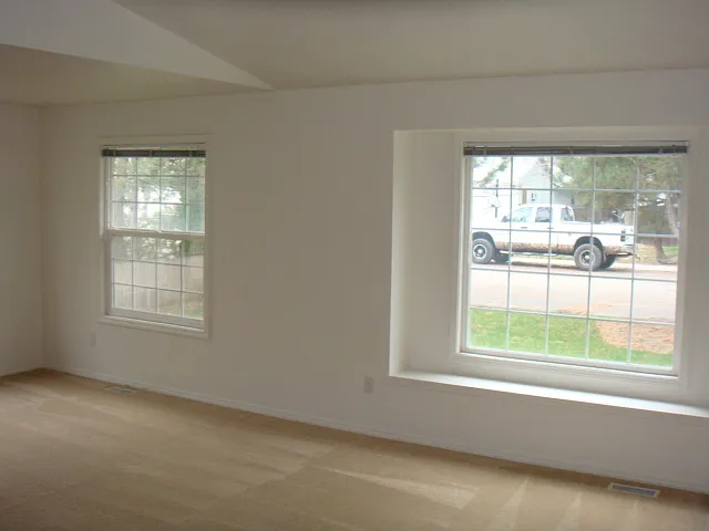 2242 S Stephen Ave — Photo 6