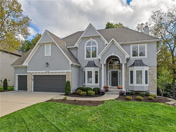11151 S Whitetail Ln, Olathe, KS 66061