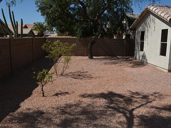 5th image of 1813 E San Tan St