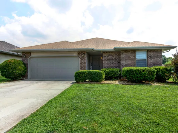 3222 W Scott Street, Springfield, MO 65803
