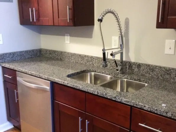 3279 Warrensville Center Rd APT 10C, Shaker Heights, OH 44122