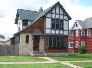 913 Avon St, La Crosse, WI 54603