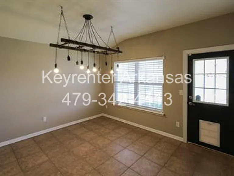 720 Harvest St — Photo 15