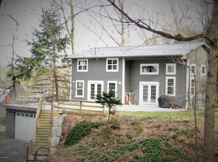 6265 N Grace Ave, Ludington, MI 49431