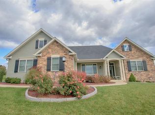 5315 Steeple Chase Dr N, Whitehall Township, PA 18078