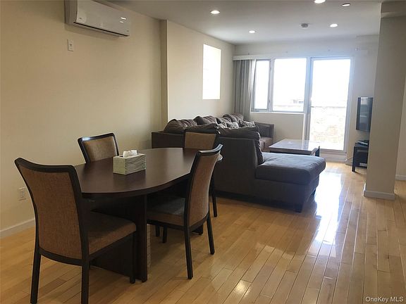4th image of 14328 41st Avenue #7B
