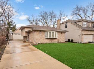 193 N Bonnie Brae Ave, Elmhurst, IL