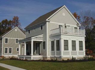 8 Daggs Ln, Saratoga Springs, NY 12866
