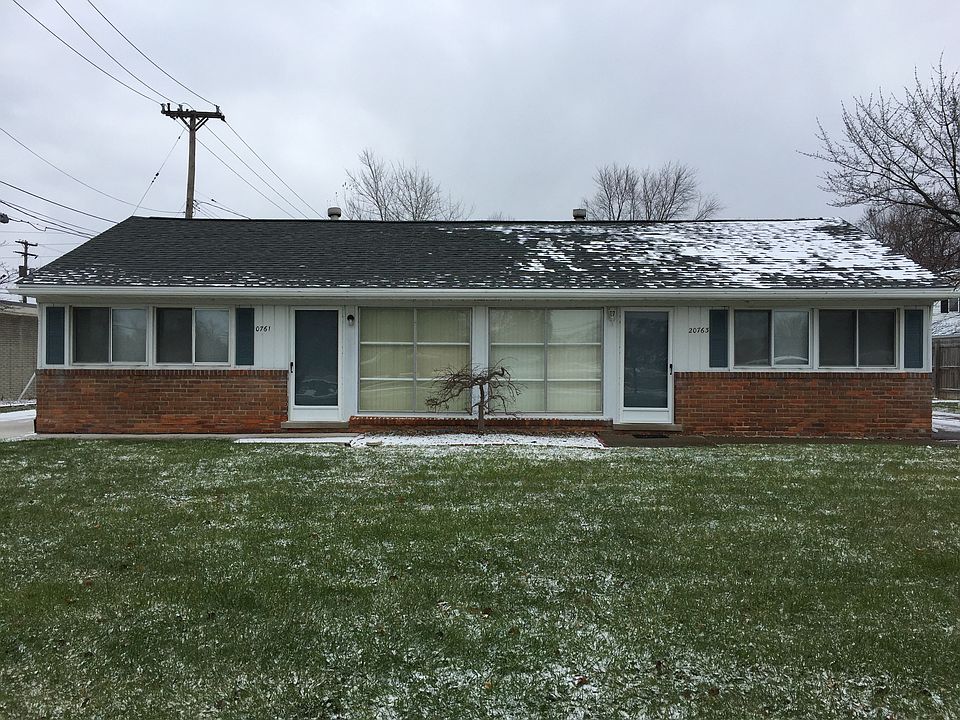 It's a Super Cute Duplex!