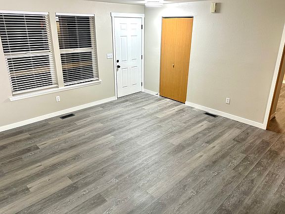 5th image of 16413 72nd Avenue Ct E #16413
