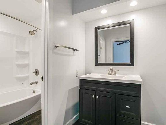 5th image of 2307 Forest Garden Dr