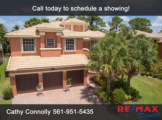 2246 Ridgewood Cir, Royal Palm Beach, FL 33411