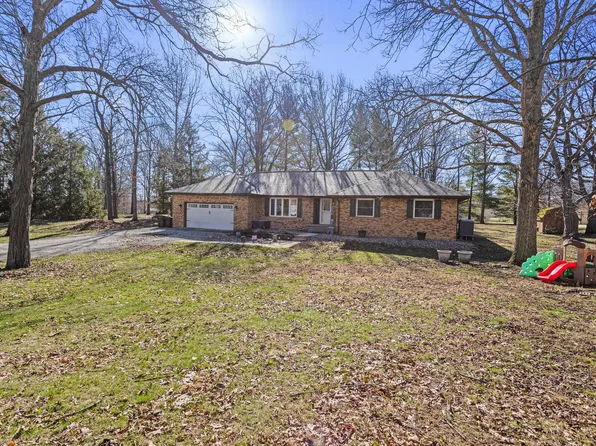 107 Kiowa Ct, Loda, IL 60948