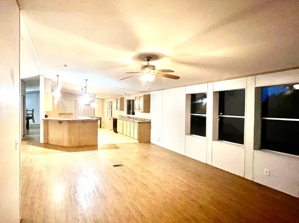 2605 Williamson Rd, Granbury, TX 76048