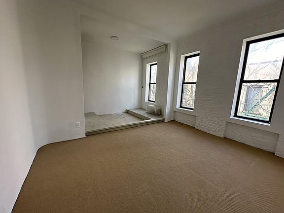5th image of 77 Madison St APT 25