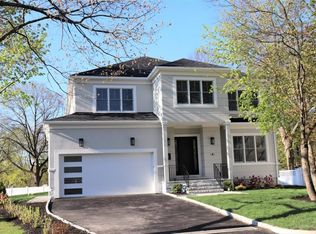 9 Kerr Path, Newton, MA 02459