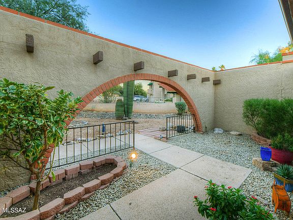 4th image of 5450 E Craycroft Cir