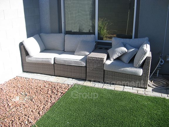 4th image of 4263 Lemay St #2