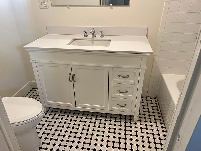 1358 N Ogden St #1B — Photo 8