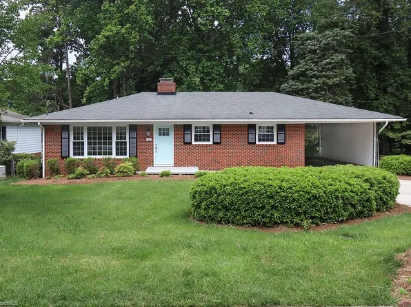 203 Forestdale Dr, Jamestown, NC 27282