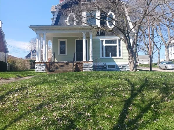 315 Muskingum Dr, Marietta, OH 45750