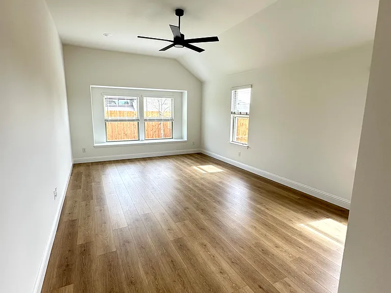 1704 Jaycreek Ct — Photo 13