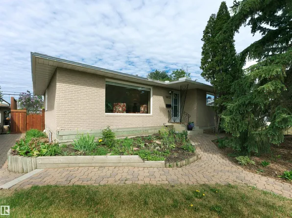 5832 114a St NW, Edmonton, AB T6H 3N1