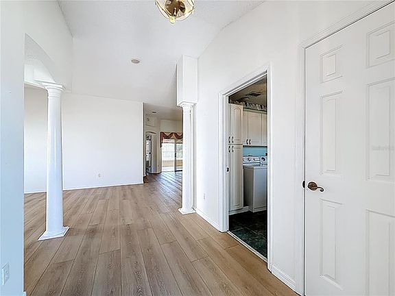 5th image of 1109 Saldivar Rd