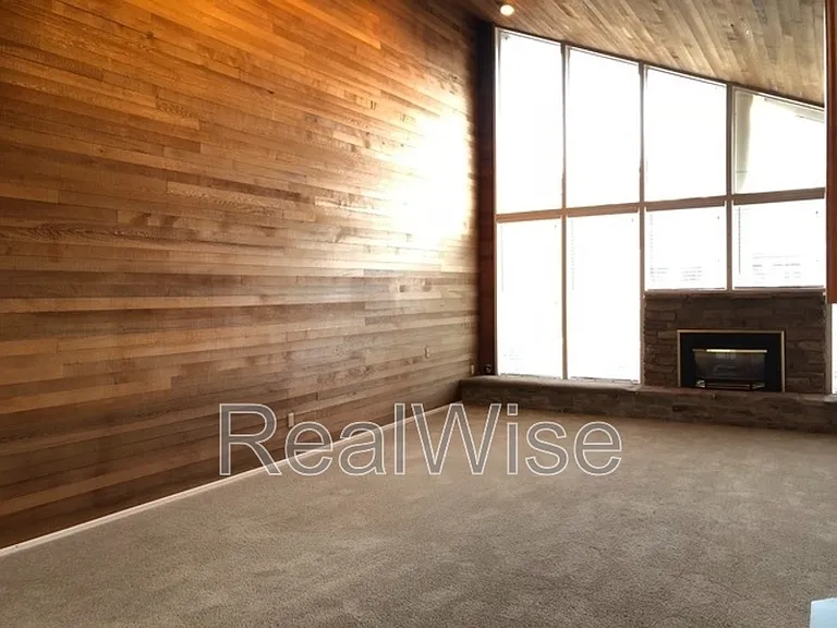 7730 SW Eaker Pl — Photo 6