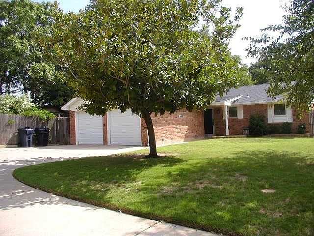 1st image of 1600 Bradley Pl