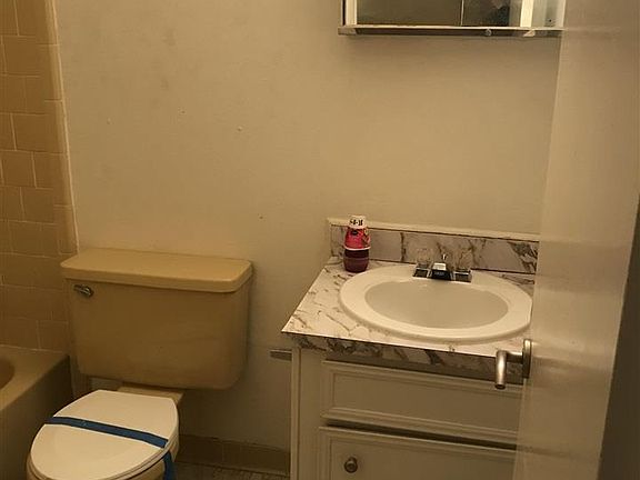 3rd image of 5165 Blackmon Dr