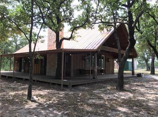 729 Berry Rd, Forestburg, TX 76239