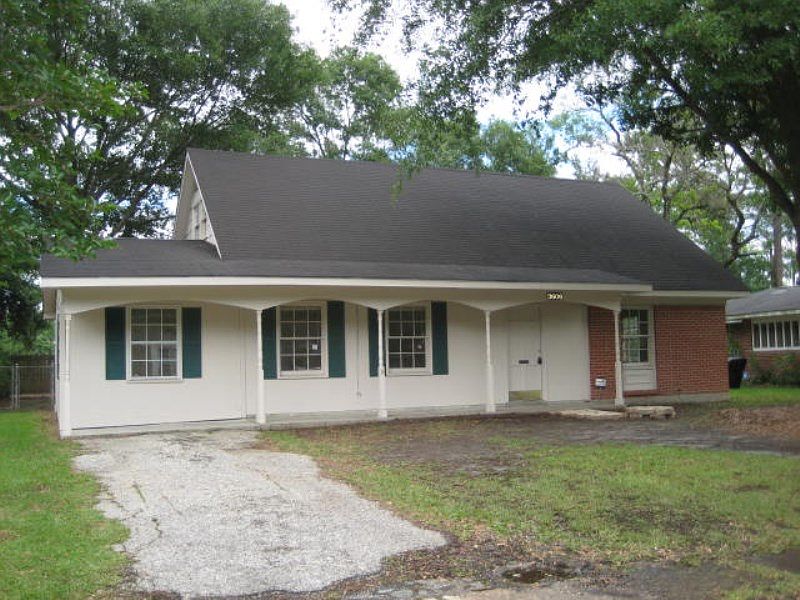 1st image of 3606 Heritage Dr N