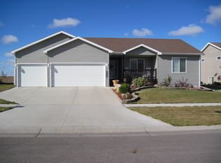 4534 Sunset Blvd, West Fargo, ND 58078