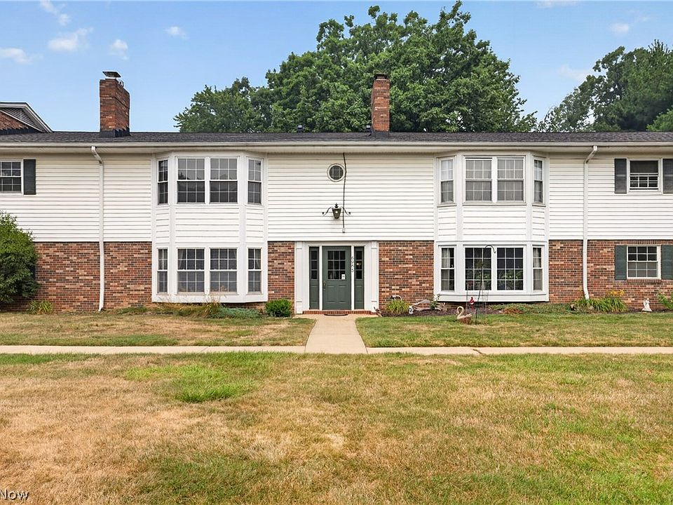 1st image of 6965 Carriage Hill Dr APT 201