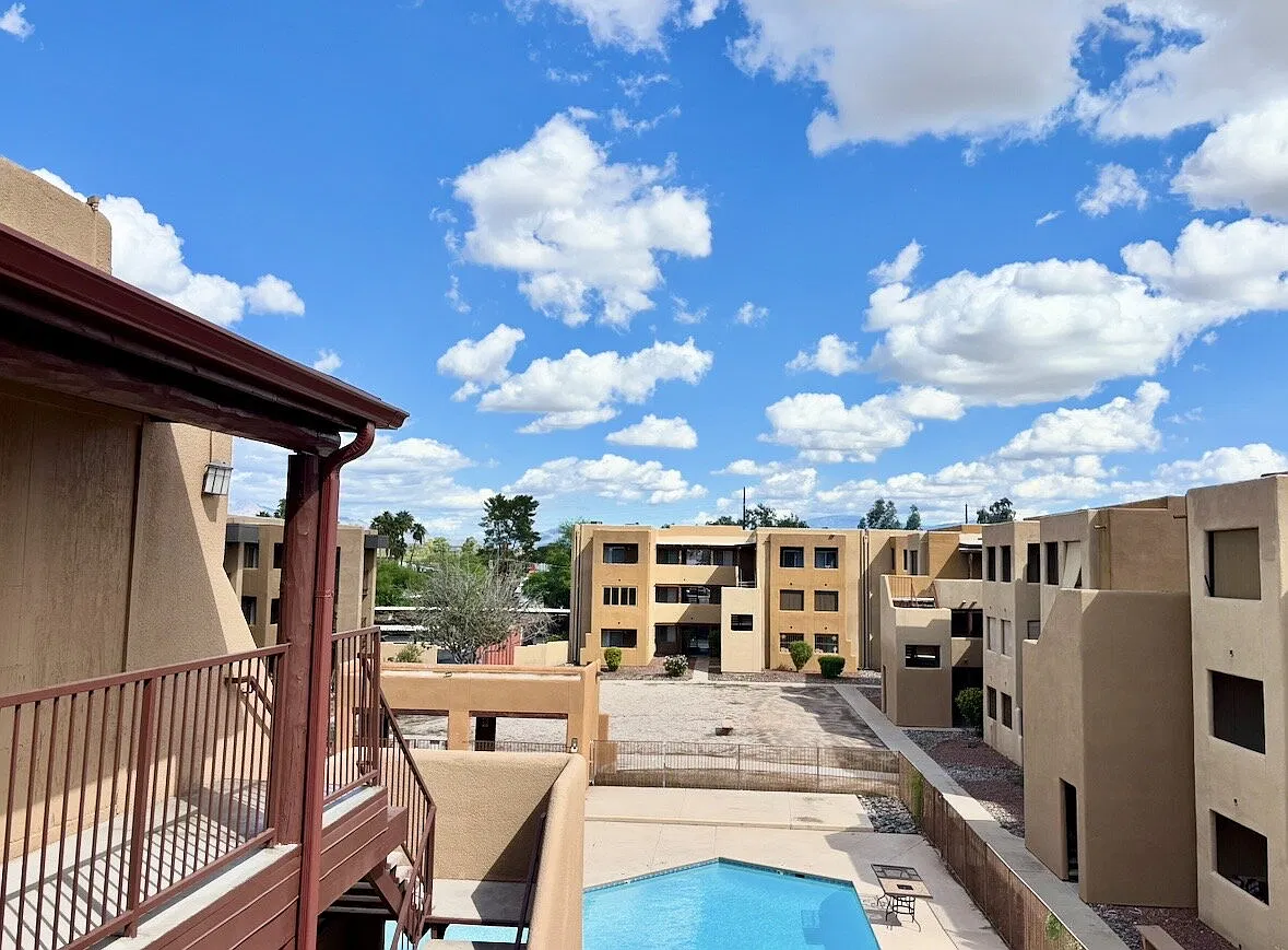 1 bed, 1.0 bath, $1,290 — Photo 1