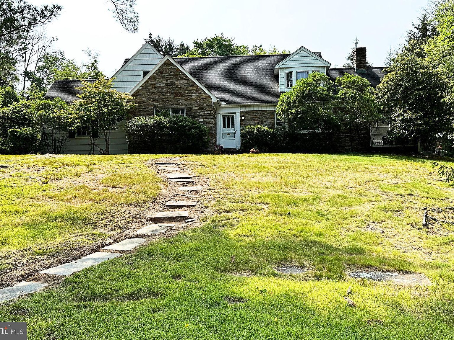 7 Perry Dr, Ewing, NJ 08628 MLS NJME2030284 Zillow