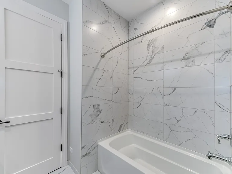 Eldridge Townhomes — Photo 29