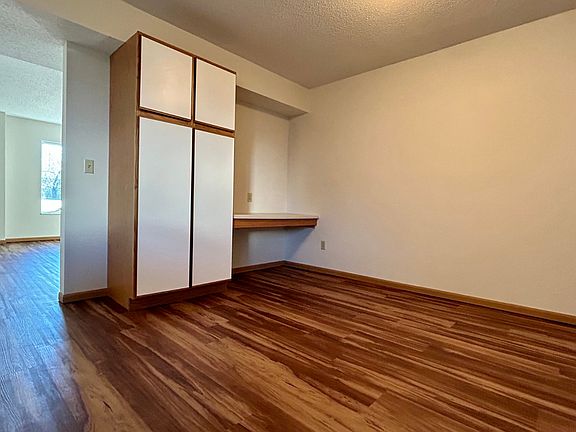 5th image of 38516 Oakview Cir #38528
