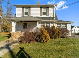 35 Benham St, Hamden, CT 06514