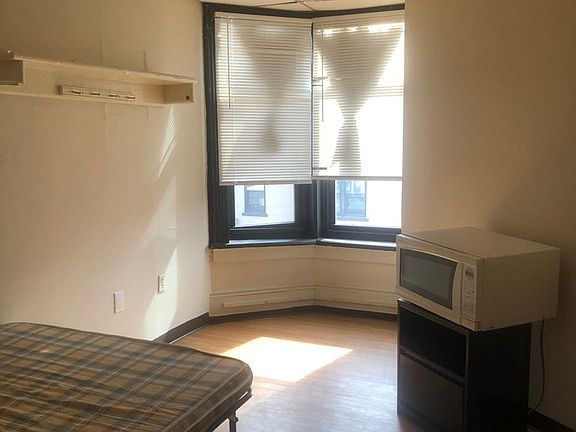 3rd image of 800 Cumberland St Unit 301