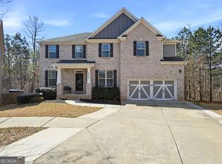 2307 Loughridge Dr, Buford, GA 30519